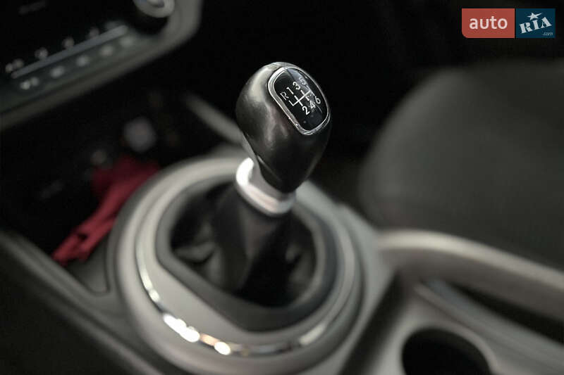 Внедорожник / Кроссовер Kia Sportage 2015 в Шептицькому