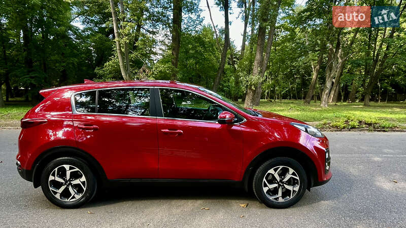 Внедорожник / Кроссовер Kia Sportage 2020 в Черновцах