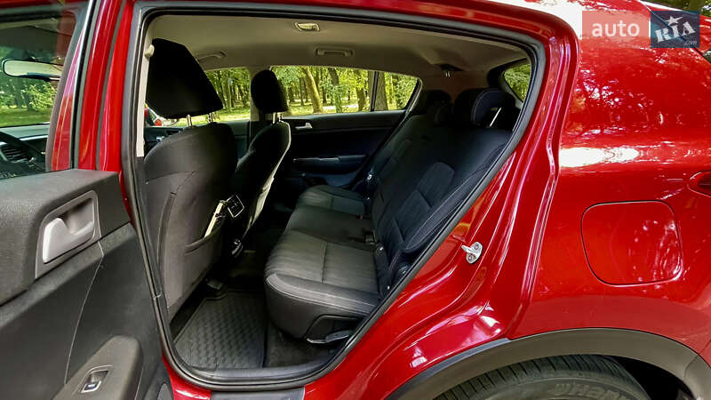 Внедорожник / Кроссовер Kia Sportage 2020 в Черновцах