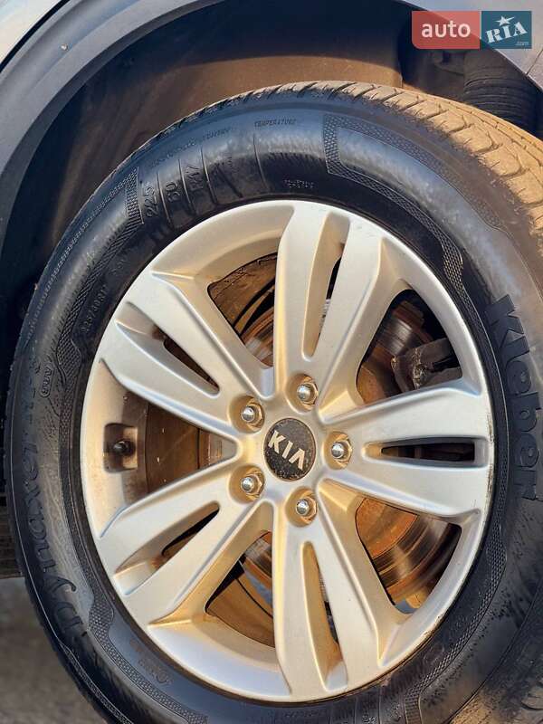 Внедорожник / Кроссовер Kia Sportage 2017 в Каменском фото 10 Внедорожник / Кроссовер Kia Sportage 2017 в Каменском