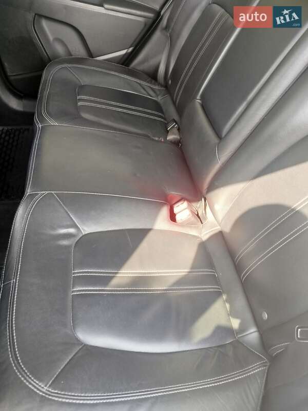 Внедорожник / Кроссовер Kia Sportage 2011 в Харькове