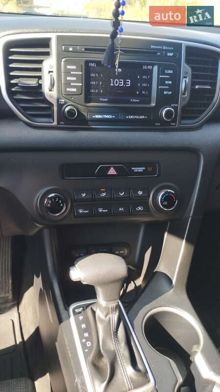 Позашляховик / Кросовер Kia Sportage 2017 в Львові фото 6 Позашляховик / Кросовер Kia Sportage 2017 в Львові