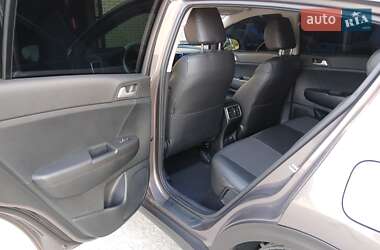 Позашляховик / Кросовер Kia Sportage 2021 в 