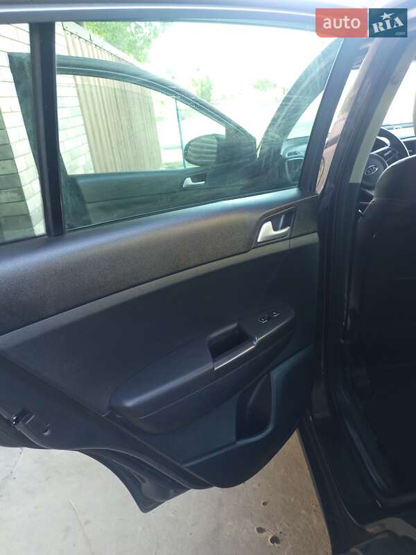 Внедорожник / Кроссовер Kia Sportage 2019 в Ужгороде