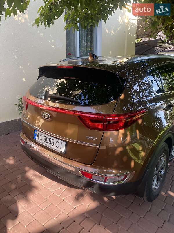 Позашляховик / Кросовер Kia Sportage 2017 в Нововолинську