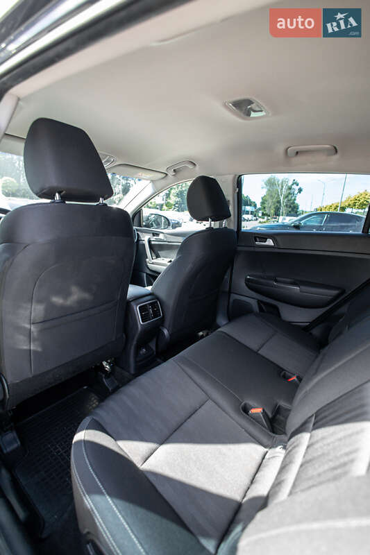 Позашляховик / Кросовер Kia Sportage 2018 в Львові