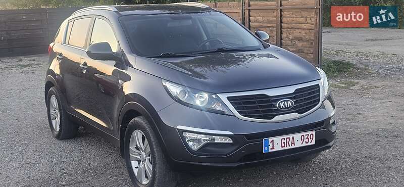 Позашляховик / Кросовер Kia Sportage 2013 в Коломиї