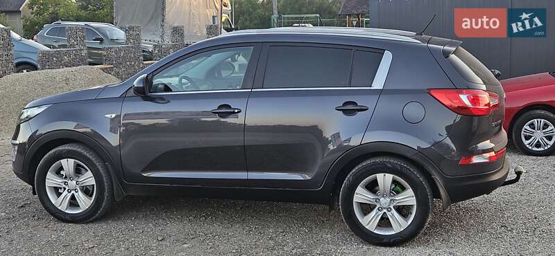 Позашляховик / Кросовер Kia Sportage 2013 в Коломиї