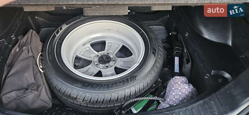 Позашляховик / Кросовер Kia Sportage 2013 в Коломиї