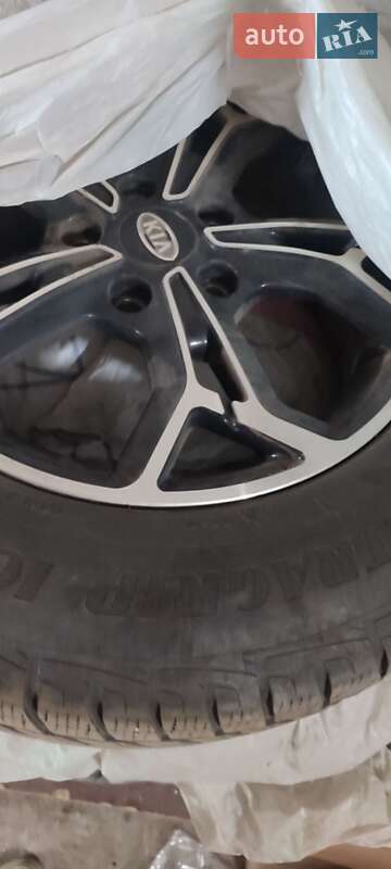 Внедорожник / Кроссовер Kia Sportage 2012 в Александрие