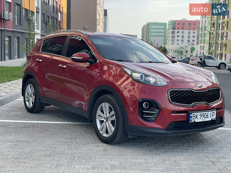Внедорожник / Кроссовер Kia Sportage 2016 в Ровно