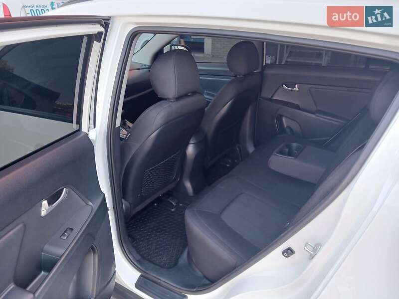 Внедорожник / Кроссовер Kia Sportage 2012 в Кривом Роге фото 15 Внедорожник / Кроссовер Kia Sportage 2012 в Кривом Роге