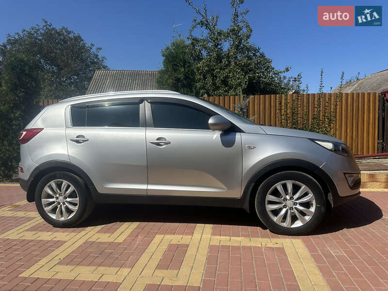 Внедорожник / Кроссовер Kia Sportage 2011 в Чуднове