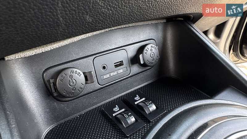 Внедорожник / Кроссовер Kia Sportage 2011 в Ивано-Франковске