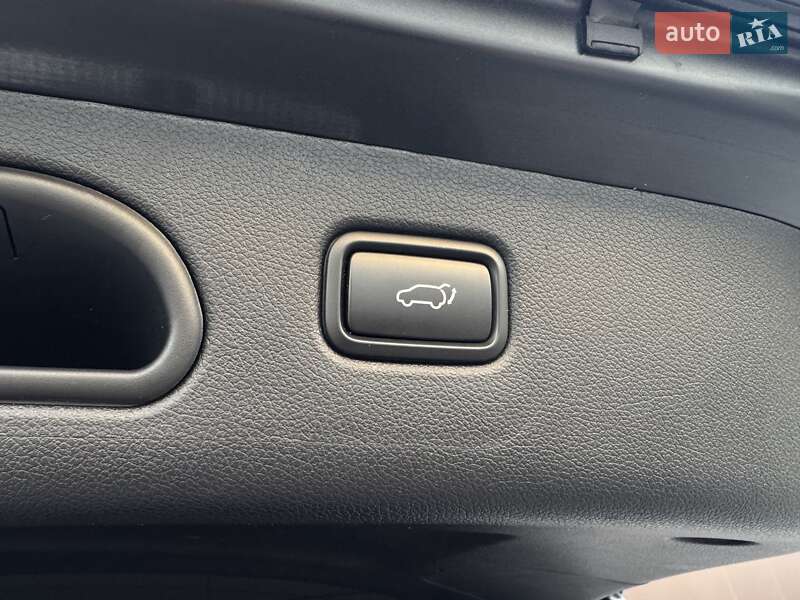 Позашляховик / Кросовер Kia Sportage 2017 в Києві