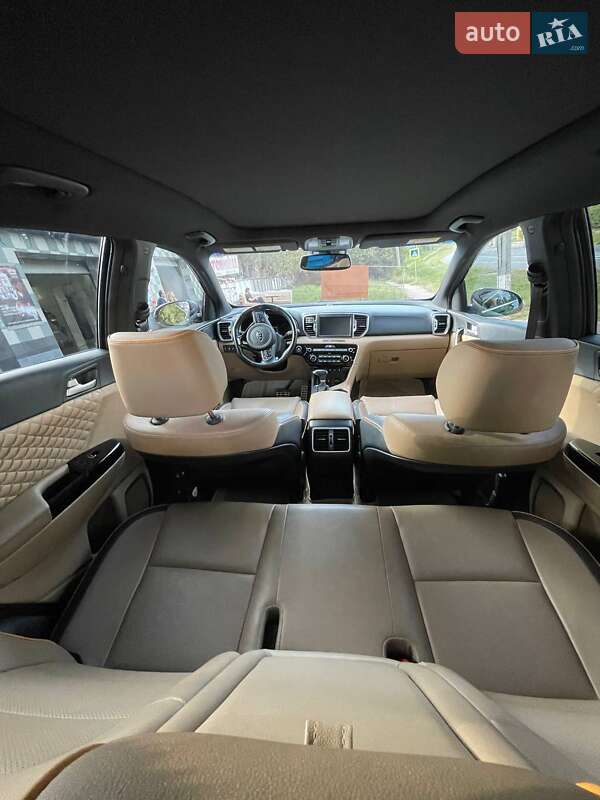 Позашляховик / Кросовер Kia Sportage 2017 в Києві