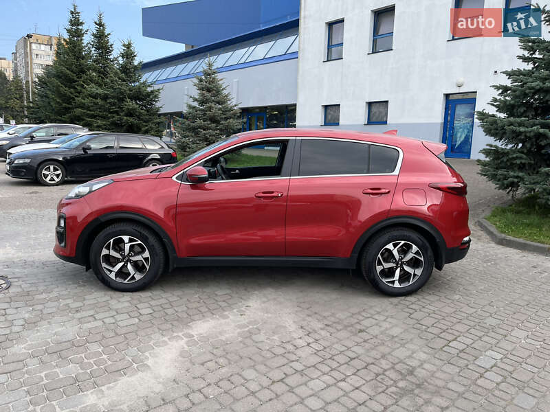 Позашляховик / Кросовер Kia Sportage 2018 в Львові
