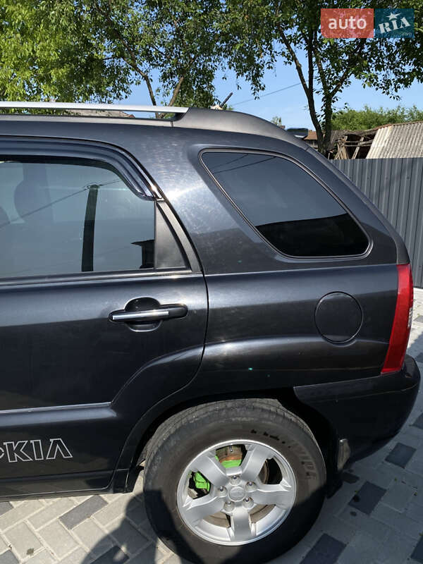 Позашляховик / Кросовер Kia Sportage 2007 в Шепетівці