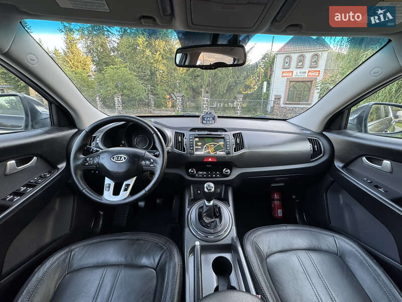 Позашляховик / Кросовер Kia Sportage 2011 в Радивиліві