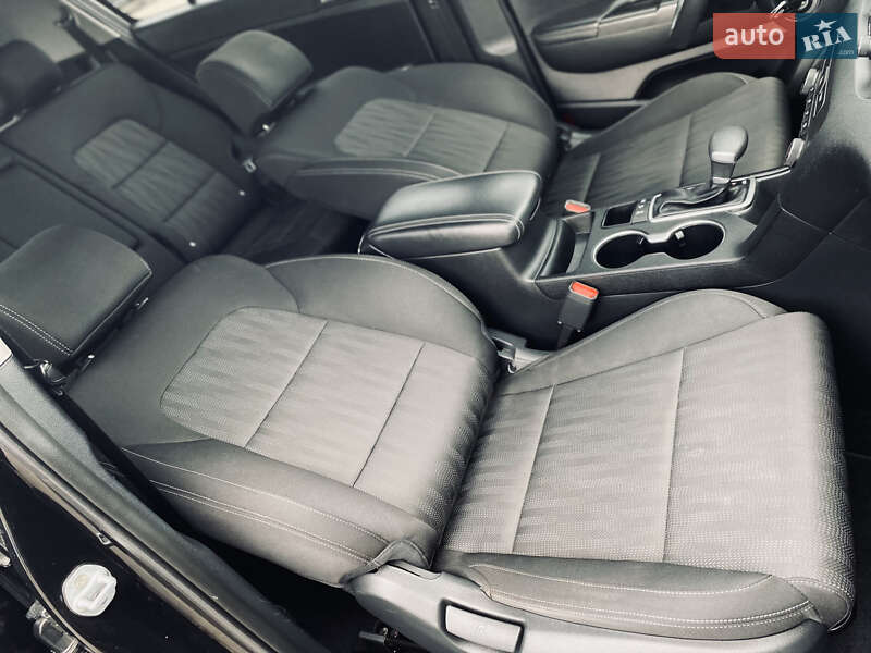 Внедорожник / Кроссовер Kia Sportage 2018 в Киеве