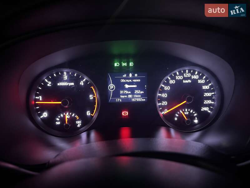 Внедорожник / Кроссовер Kia Sportage 2017 в Хусте