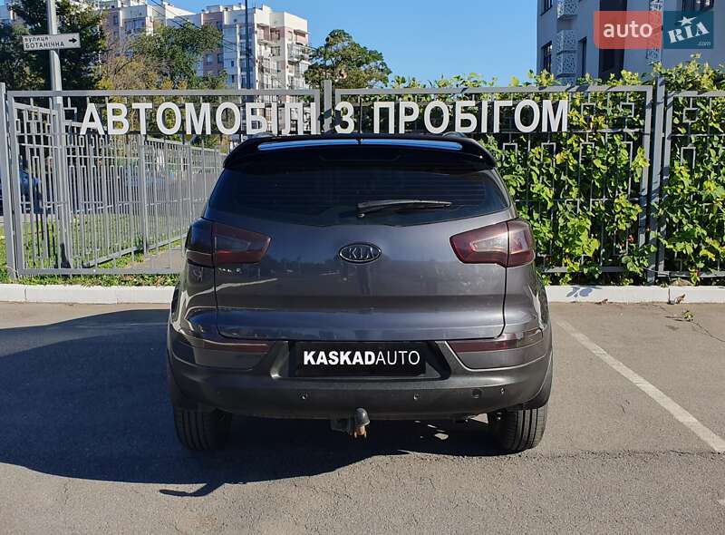 Внедорожник / Кроссовер Kia Sportage 2012 в Харькове