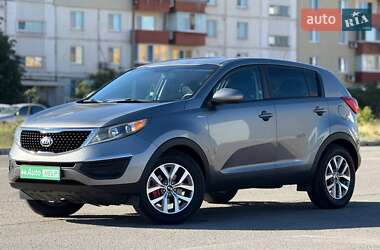 Внедорожник / Кроссовер Kia Sportage 2015 в Запорожье