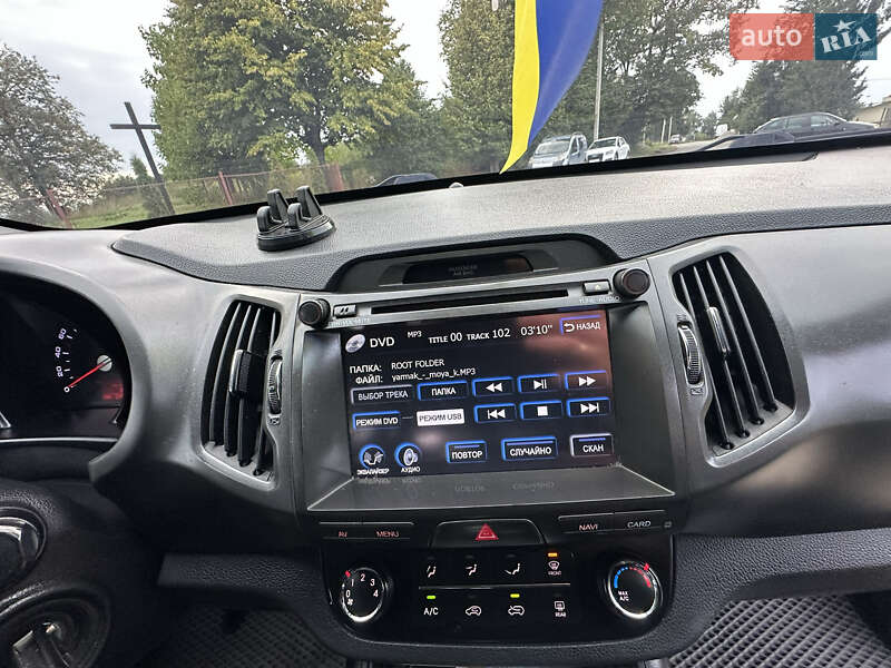 Внедорожник / Кроссовер Kia Sportage 2012 в Ивано-Франковске