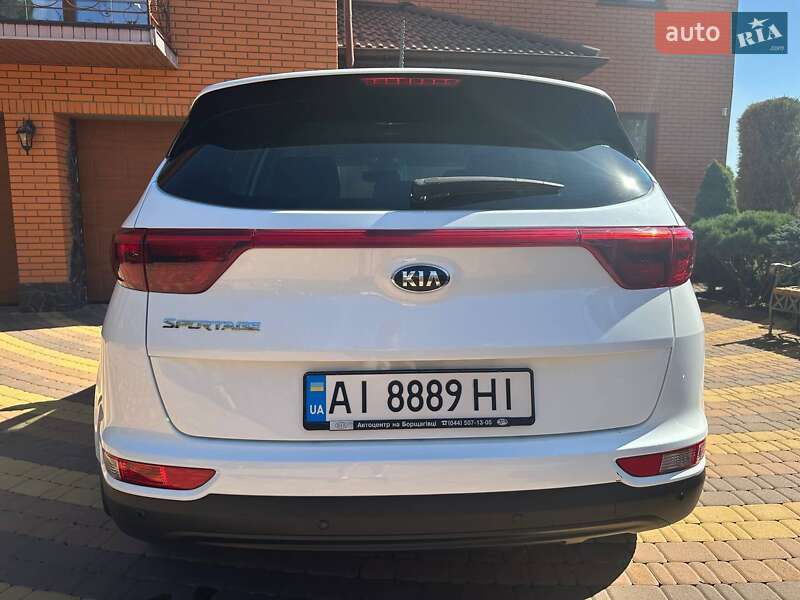 Внедорожник / Кроссовер Kia Sportage 2016 в Киеве