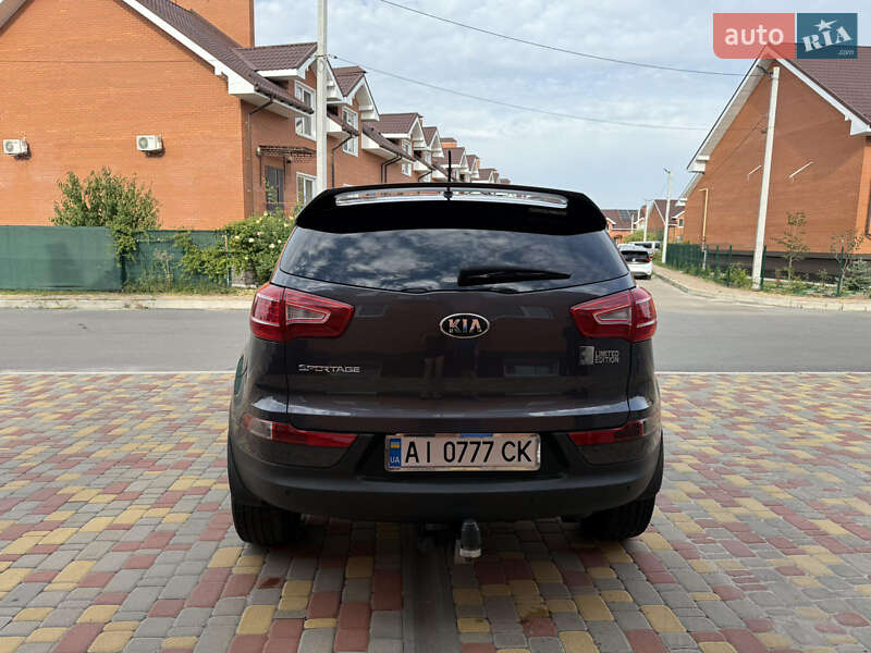 Позашляховик / Кросовер Kia Sportage 2012 в Борисполі