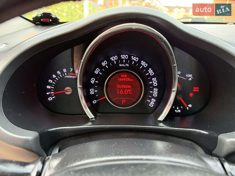 Позашляховик / Кросовер Kia Sportage 2012 в Борисполі