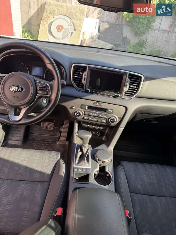 Позашляховик / Кросовер Kia Sportage 2017 в Києві