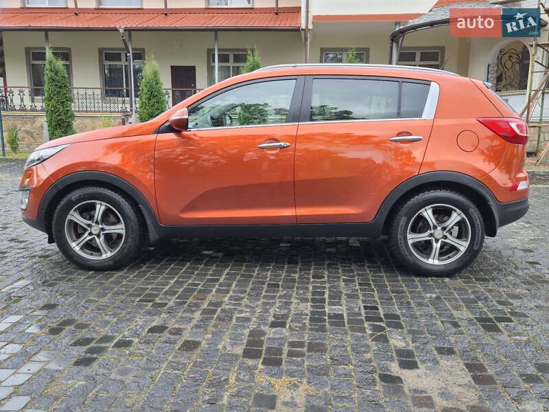 Позашляховик / Кросовер Kia Sportage 2012 в Золочеві