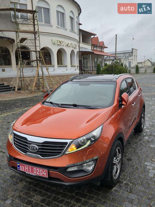 Позашляховик / Кросовер Kia Sportage 2012 в Золочеві