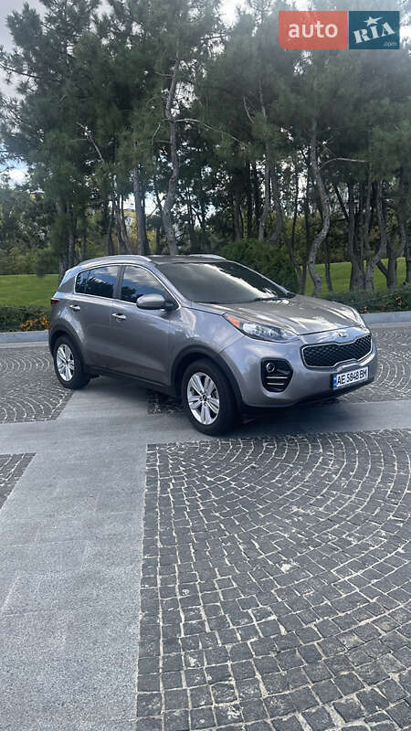 Внедорожник / Кроссовер Kia Sportage 2016 в Днепре