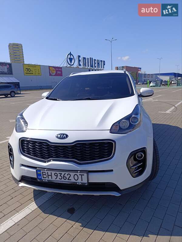 Позашляховик / Кросовер Kia Sportage 2016 в Одесі