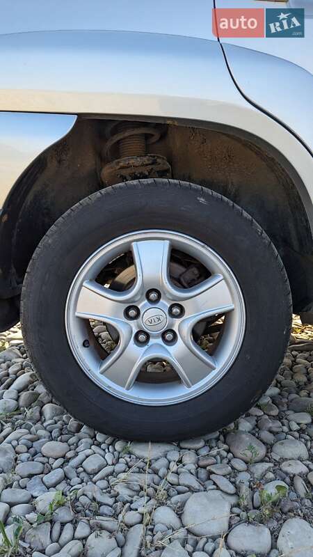 Внедорожник / Кроссовер Kia Sportage 2007 в Калуше