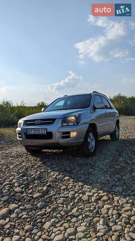 Внедорожник / Кроссовер Kia Sportage 2007 в Калуше