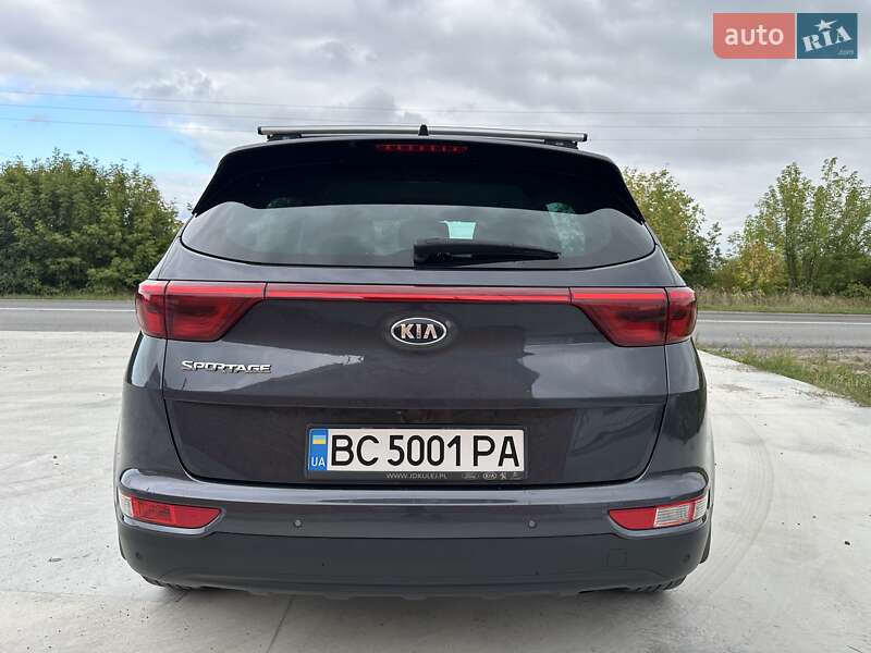 Внедорожник / Кроссовер Kia Sportage 2016 в Радехове