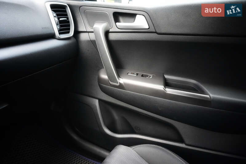 Внедорожник / Кроссовер Kia Sportage 2019 в Одессе