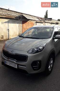 Внедорожник / Кроссовер Kia Sportage 2016 в Кременчуге