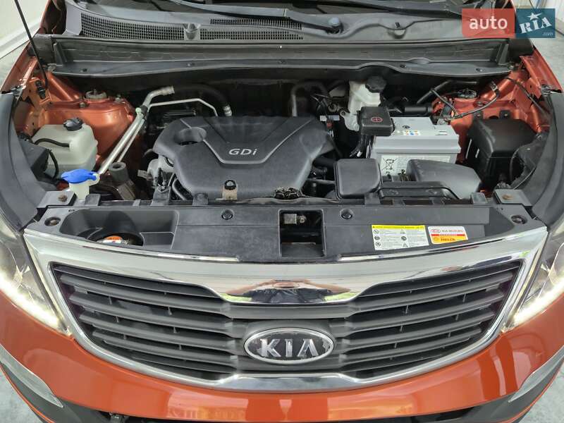 Позашляховик / Кросовер Kia Sportage 2012 в Золочеві