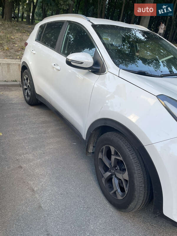 Позашляховик / Кросовер Kia Sportage 2021 в Києві
