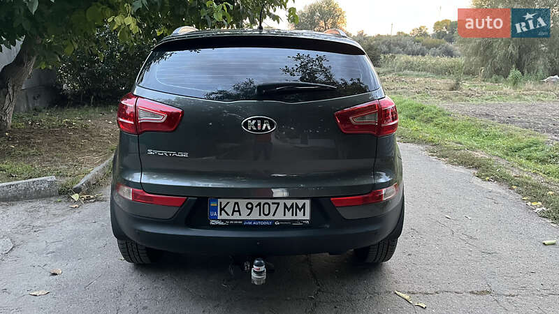 Внедорожник / Кроссовер Kia Sportage 2013 в Запорожье
