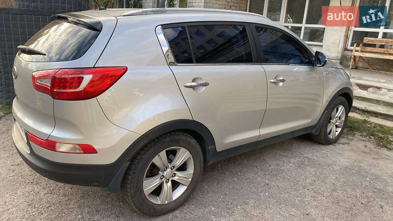 Внедорожник / Кроссовер Kia Sportage 2013 в Петропавловке