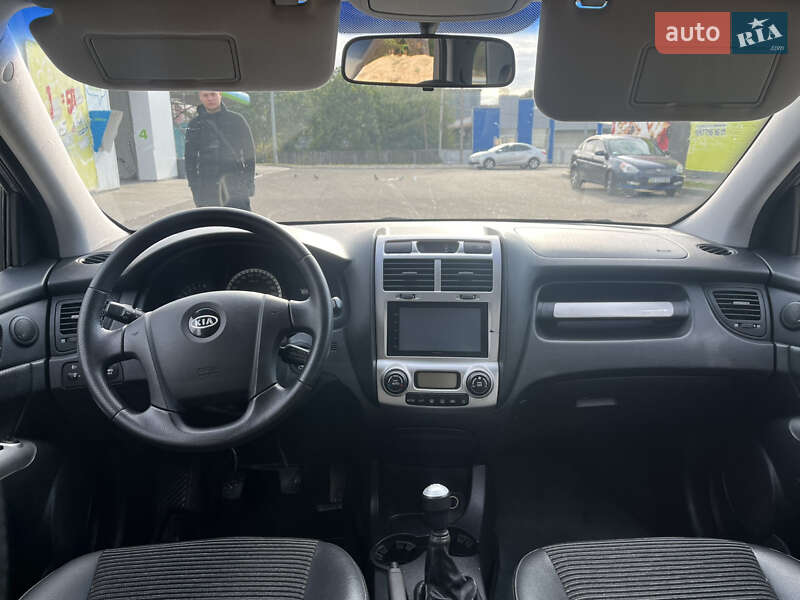Позашляховик / Кросовер Kia Sportage 2006 в Лубнах