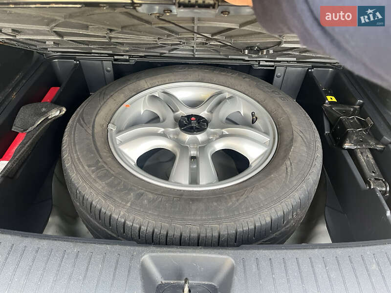 Позашляховик / Кросовер Kia Sportage 2006 в Лубнах