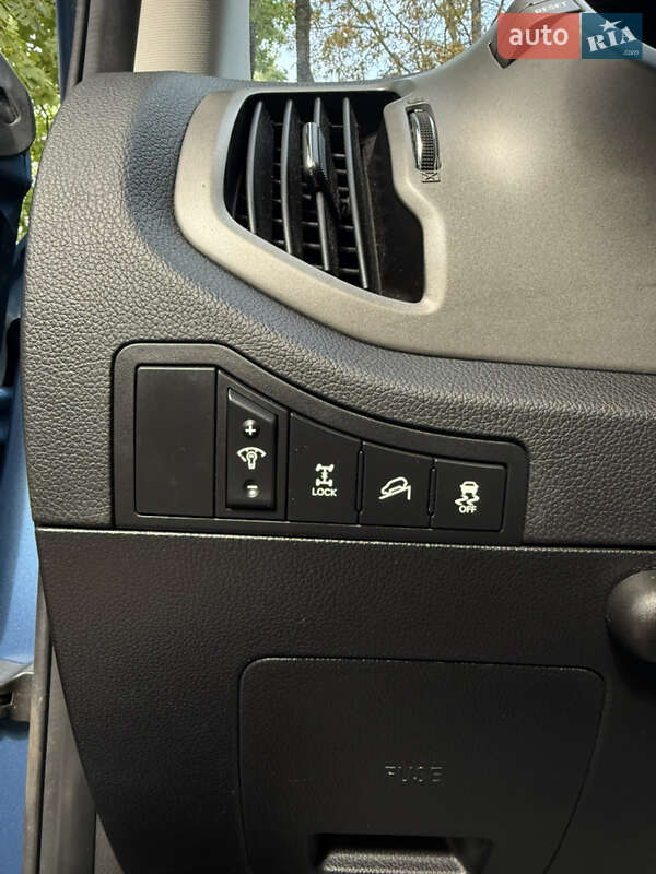 Внедорожник / Кроссовер Kia Sportage 2014 в Тячеве