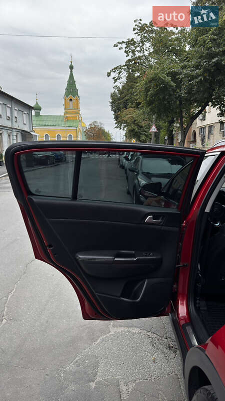 Внедорожник / Кроссовер Kia Sportage 2016 в Киеве