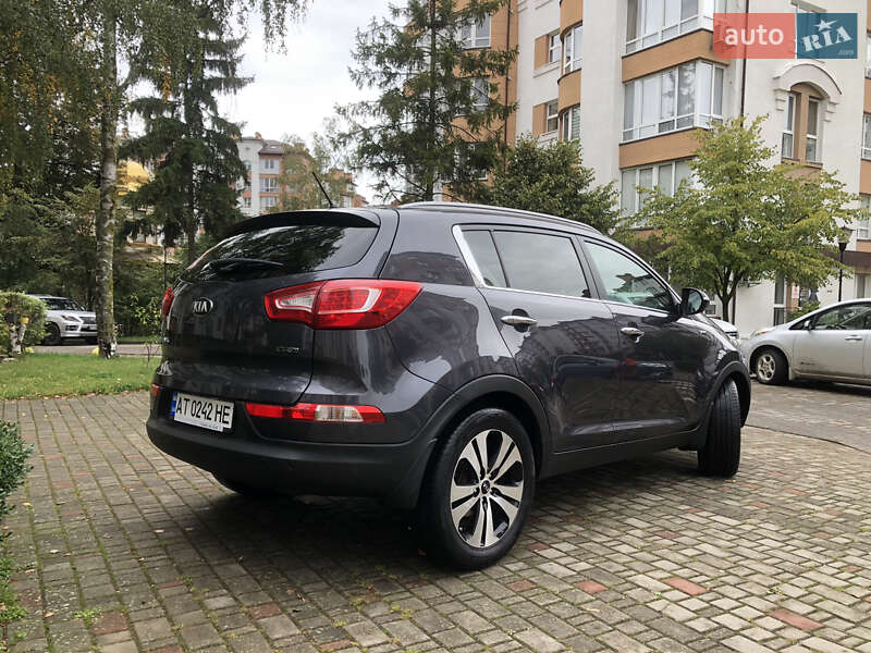 Внедорожник / Кроссовер Kia Sportage 2013 в Ивано-Франковске фото 7 Внедорожник / Кроссовер Kia Sportage 2013 в Ивано-Франковске